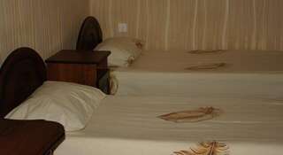 Гостиница Lui Style Адлер Двухместный номер с 1 кроватью или 2 отдельными кроватями и собственной ванной комнатой-3